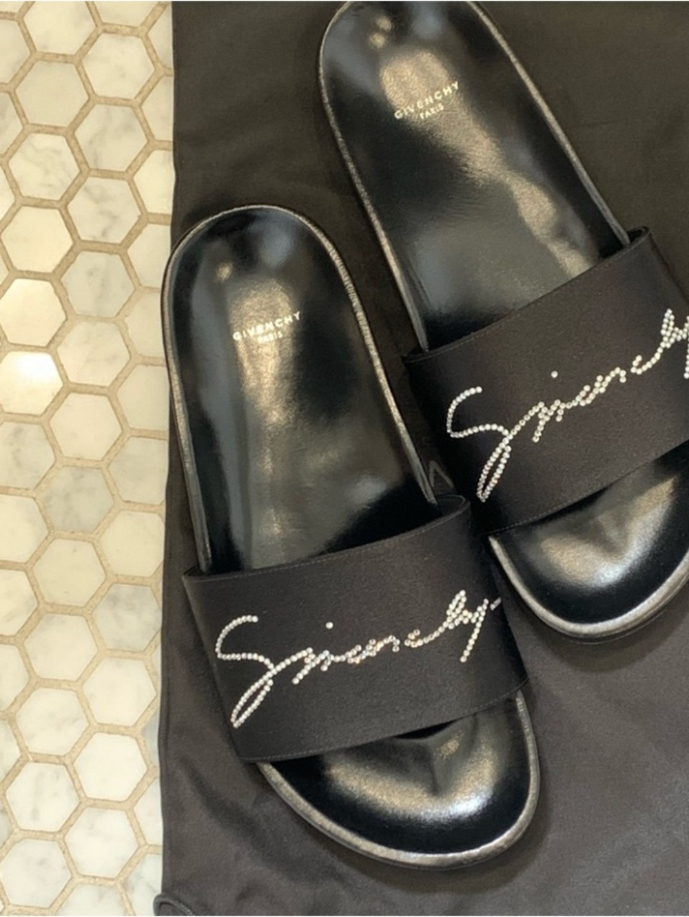 ‼️WOW‼️GIVENCHY Black Slide Sandals with Script Logo - w/crystal embellishment🖤🤍